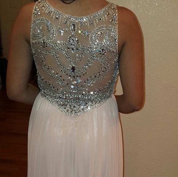 Tan dress worn once - Picture 2 of 2